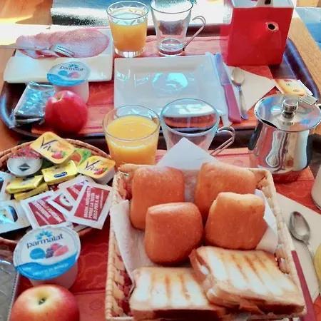 Aquarium Bed & Breakfast
